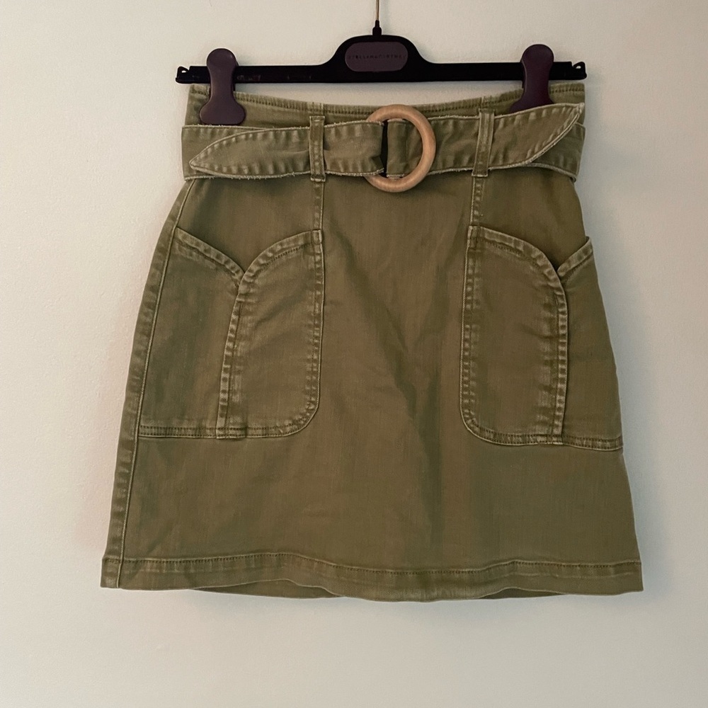 Pilcro Anthropologie 0 green Charlie denim mini skirt wood belt Gorpcore